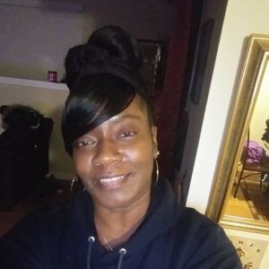 Meet your Posher, Linda